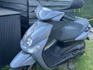 Yamaha Neos (scooter) 