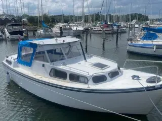 Motorbåd syveren 23 fod