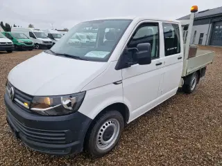 VW Transporter 2,0 TDi 150 Mandskabsvogn m/lad