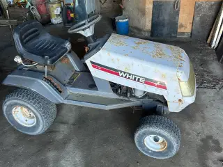 White havetraktor 12 HK 