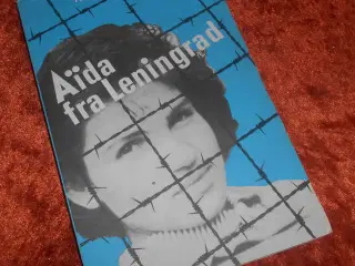 Aïda fra Leningrad, Xenia Howard-Johnston, m.fl.