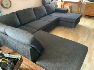  Chaiselong sofa i flot stand med masse plads.  