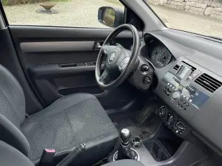 Suzuki swift 1.5