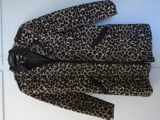 Frakke, "leopard"/mange detaljer