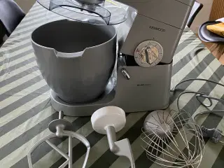 Kenwood køkkenmaskine sælges