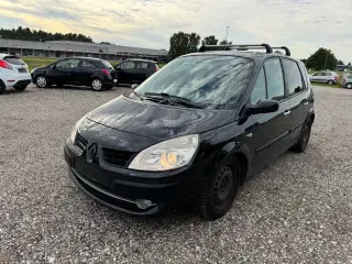 Renault Scenic II 2,0 dCi Dynamique Sport Van