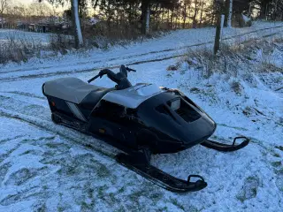 BOMBARDIER Snescooter