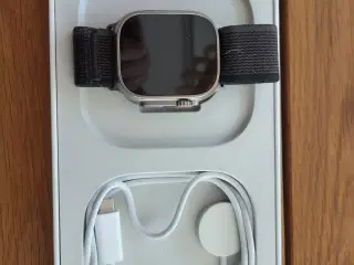 Apple Watch Ultra 2 CEL