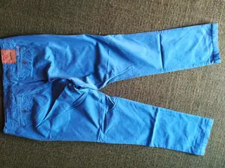 Finesmekker Chino Bukser, lys blå, robertojeans.dk