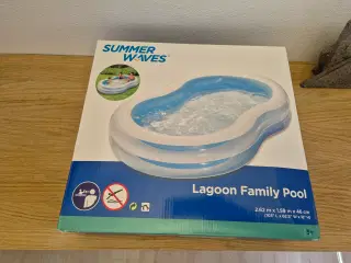 Pool NY LagoonFamiliy , 263 x159 x 46 cm, 