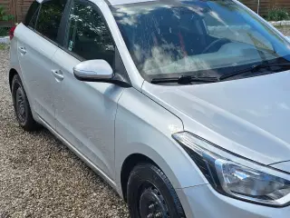 Til salg Hyundai i20