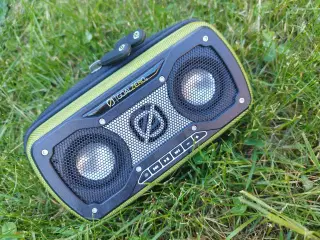 Goal Zero Rock Out 2 bluetooth 