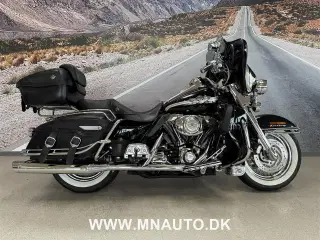 Harley-Davidson FLHRCI Road King Classic