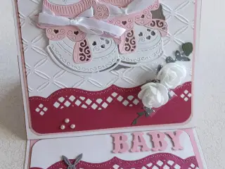 Babykort til både dreng og piger sælges.