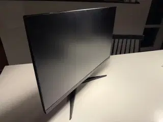 Sælger gaming skærm