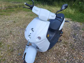 EL Scooter. 45