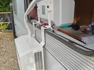 Mobil aircondition til campingvogn og autocamper 
