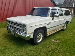 Chevrolet suburban 