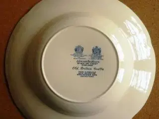 Old Britain Castles - dyb tallerken dia 25,5 cm