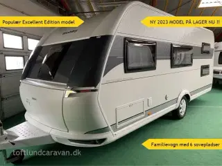 2023 - Hobby Excellent Edition 545 KMF   Fantastisk flot FAMILIE VOGN med køjer og dobbeltseng. NU PÅ LAGER TIL OMGÅENDE LEVERING.