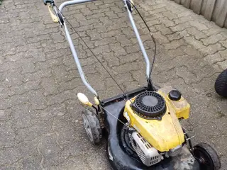 Plæneklipper søges 