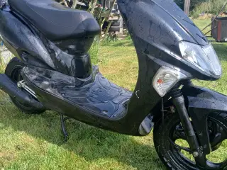 Kymco Vitality knallert