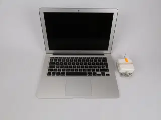 Apple MacBook Air 13" i7