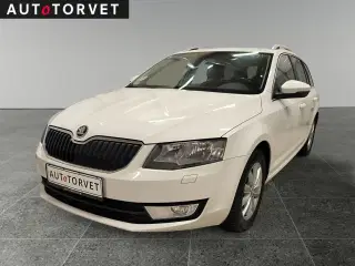 Skoda Octavia 1,6 TDi 105 Elegance Combi DSG