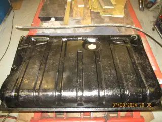 VW 1303-02 BENZINTANK