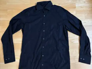 Modern Fit Eterna skjorte i størrelse 40