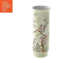 Porcelæn vase med blomsterdekoration (str. Ø 7x17 cm)
