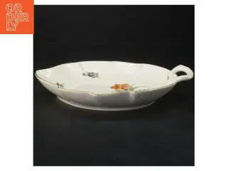 B&G Saksisk blomst bladformet fad (str. 25x19 cm)