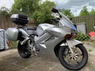 Honda Vfr 800 vtec