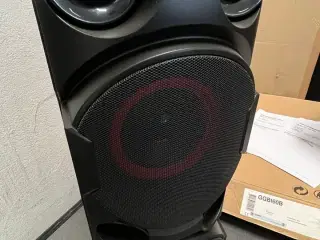 Party Speaker
