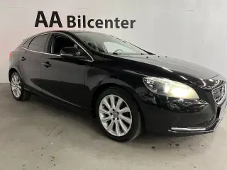 Volvo V40 2,0 D3 150 Momentum
