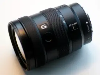 Objektiv Sony E 16-55mm F2.8 G - RESERVERET