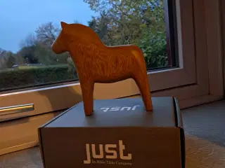 Træ hesteskulptur, pony  Just Rikki Tikki,