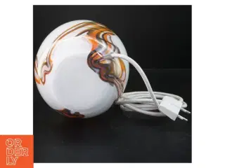 Bordlampe med hvirvlet design (str. 42 cm)