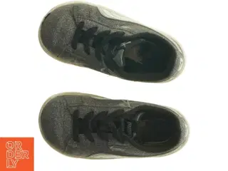 Sneakers fra Puma (str. 23)