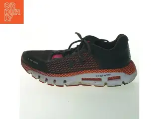 Under Armour løbesko fra Under Armour (str. 40)