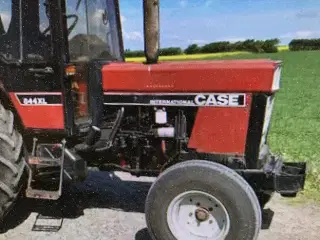 Købes front læsser til ih 844xl