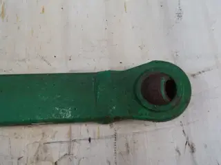 John Deere 5115R Liftarm L.H. SJ27931