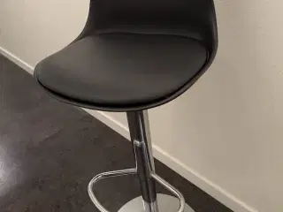 Barstol sort læderlook