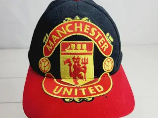 ⭐️- KASKET - Manchester United Cap