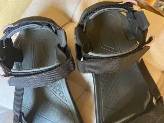 TEVA sandaler nye