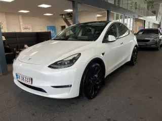 Tesla Model Y  Performance AWD