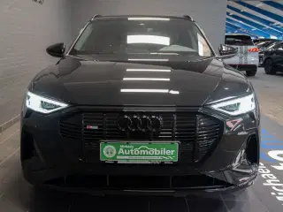 Audi e-tron 55 Black Edition Sportback quattro