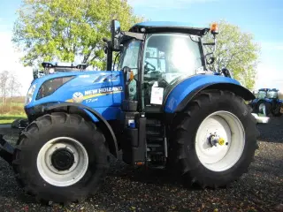 New Holland T7.225 AC