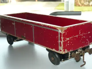 Gammelt Tekno tog!