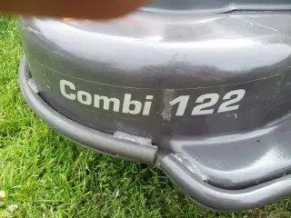 Husqvarna R422 TS AWD / Dozerblad